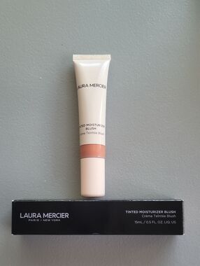 laura mercier Tinted Moisturizer Blush — Corsica